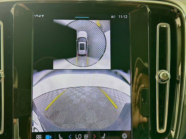Photo of 2025 Crystal White Pearl Volvo XC40