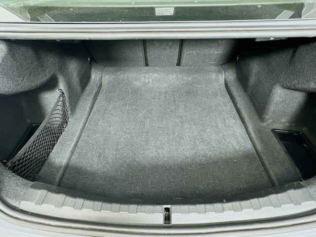 Photo of 2024 Skyscraper Grey Metallic BMW 330