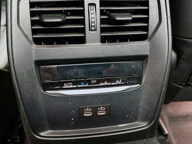 Photo of 2024 Skyscraper Grey Metallic BMW 330