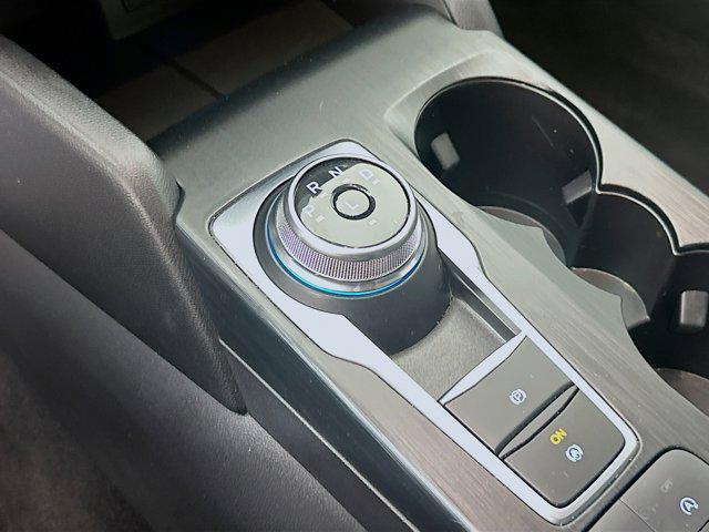 Photo of 2022 Iced Blue Silver Metallic Ford Escape