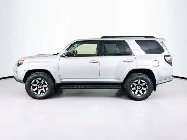 Photo of 2021 Classic Silver Metallic Toyota 4Runner