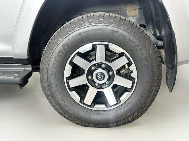 Photo of 2021 Classic Silver Metallic Toyota 4Runner