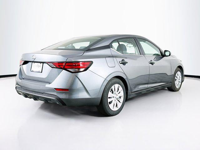 Photo of 2024 Gun Metallic Nissan Sentra