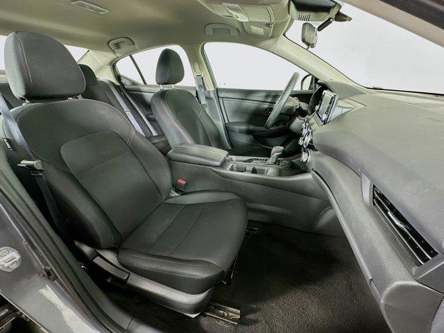 Photo of 2024 Gun Metallic Nissan Sentra