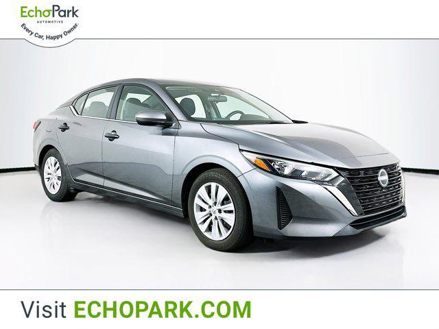Photo of 2024 Gun Metallic Nissan Sentra