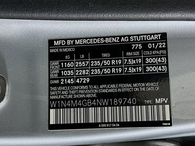 Photo of 2022 Iridium Silver Metallic Mercedes-Benz GLB 250