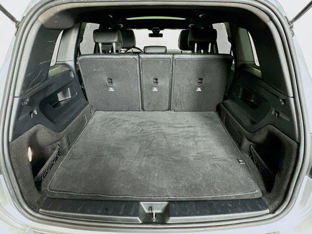 Photo of 2022 Iridium Silver Metallic Mercedes-Benz GLB 250