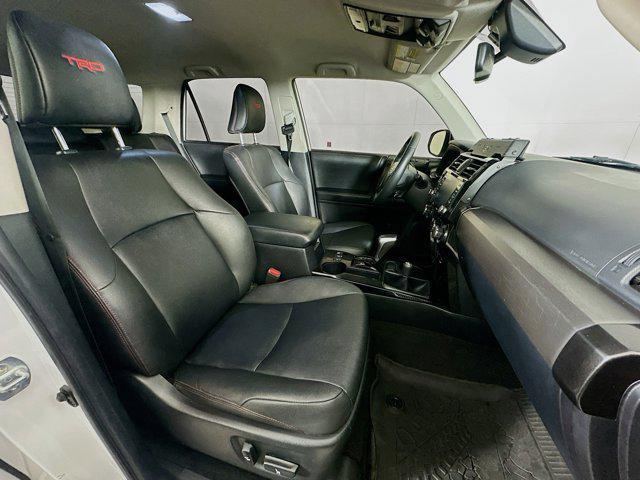 Photo of 2020 Super White Toyota 4Runner