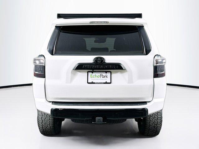 Photo of 2020 Super White Toyota 4Runner
