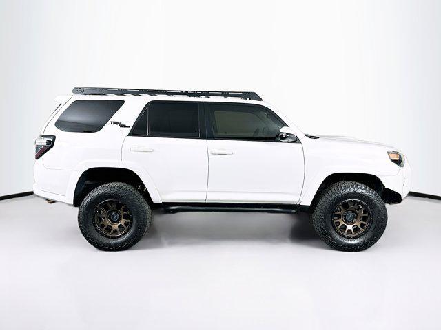 Photo of 2020 Super White Toyota 4Runner