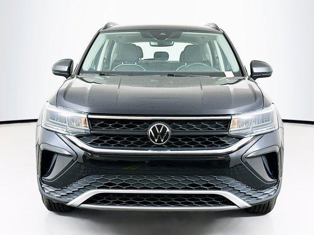 Photo of 2024 Deep Black Pearl Volkswagen Taos