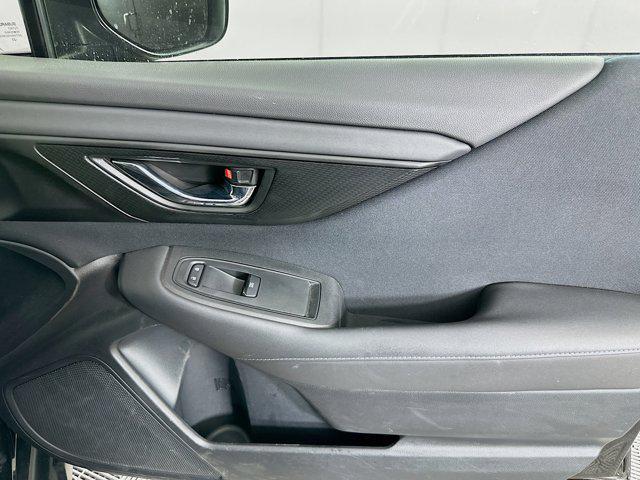 Photo of 2024 Crystal Black Silica Subaru Outback
