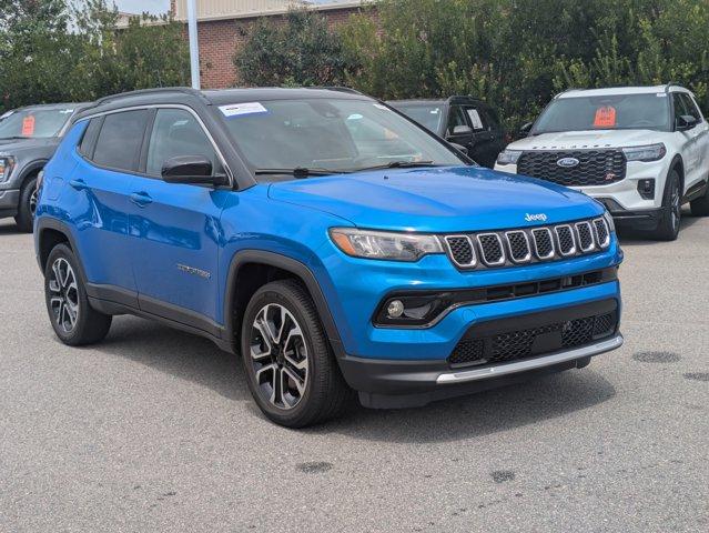 Photo of 2023 Laser Blue Pearlcoat Jeep Compass