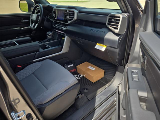 Photo of 2025 Gray Toyota Tundra