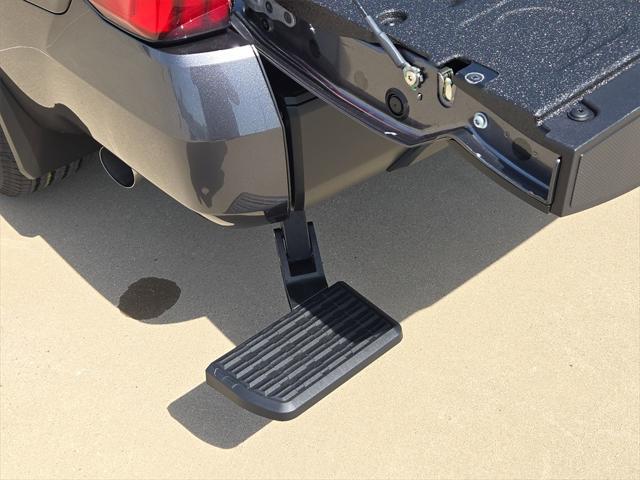 Photo of 2025 Gray Toyota Tundra