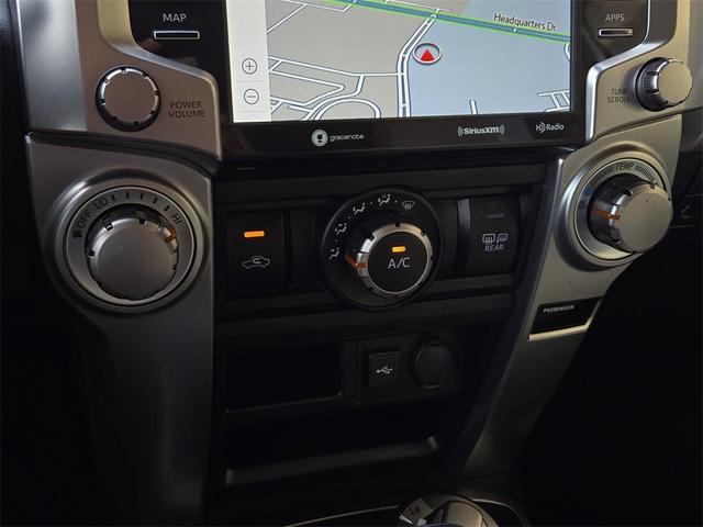 Photo of 2020 Super White Toyota 4Runner