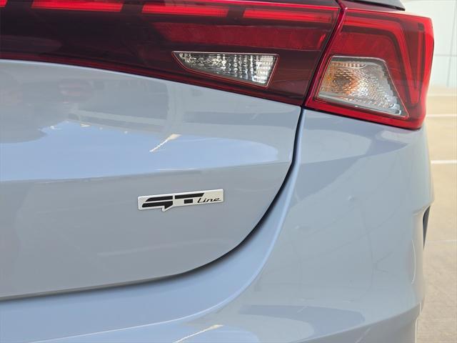 Photo of 2023 Wolf Gray Kia K5