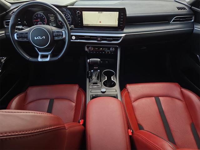 Photo of 2023 Wolf Gray Kia K5