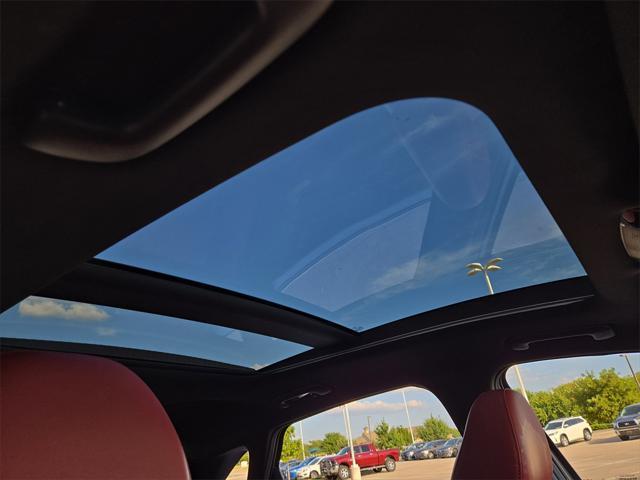 Photo of 2023 Wolf Gray Kia K5
