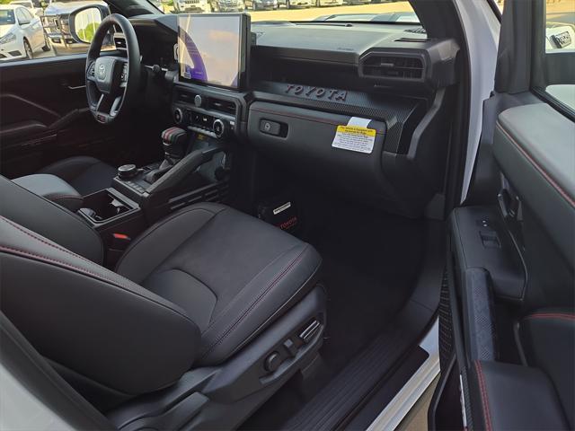 Photo of 2025 Ice Cap w/Black Roof Toyota Tacoma