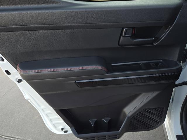 Photo of 2025 Ice Cap w/Black Roof Toyota Tacoma
