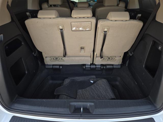 Photo of 2024 Platinum White Pearl Honda Odyssey