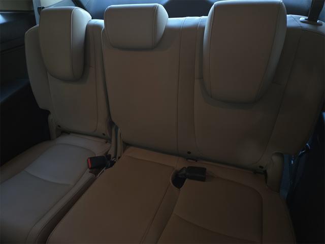 Photo of 2024 Platinum White Pearl Honda Odyssey