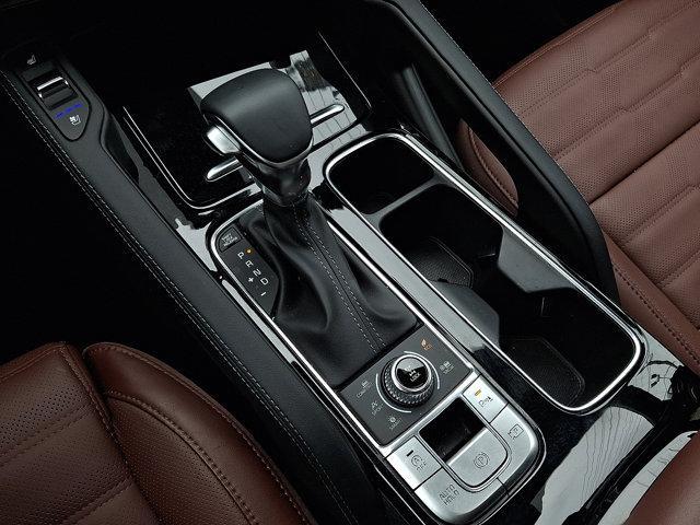 Photo of 2025 Glacial White Pearl Kia Telluride