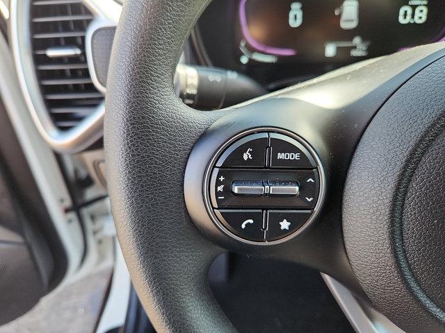 Photo of 2023 Snow White Pearl Kia Soul