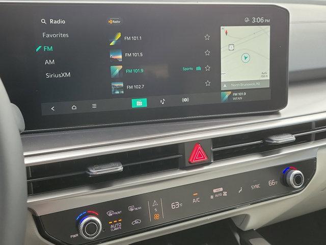 Photo of 2025 Metal Kia Sorento