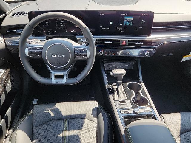 Photo of 2026 Wolf Gray Kia K5