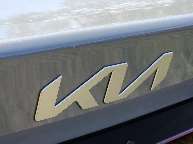 Photo of 2026 Wolf Gray Kia K5
