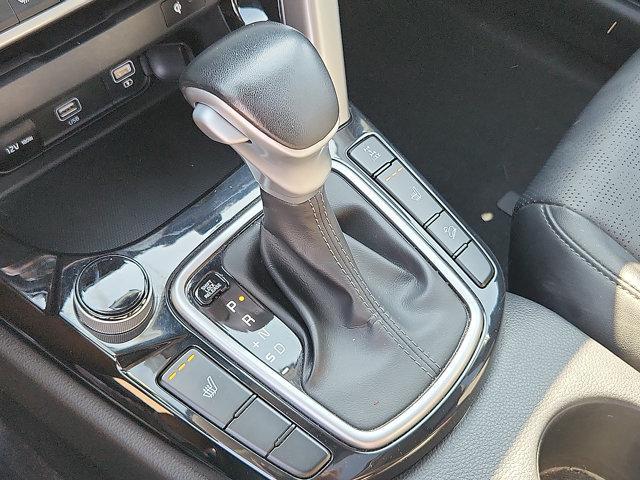 Photo of 2023 Snow White Pearl Kia Seltos