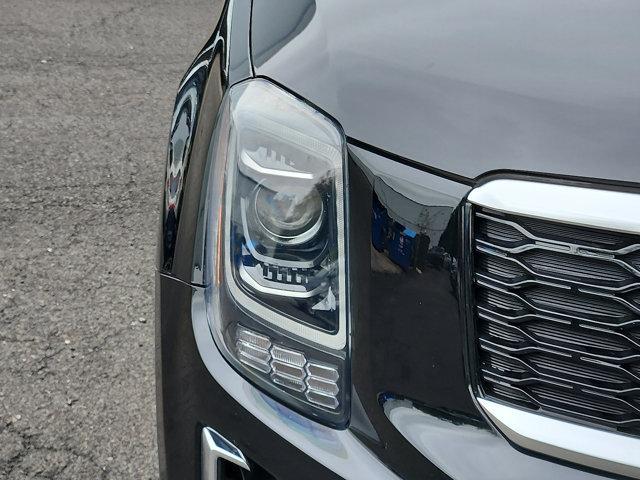 Photo of 2022 Ebony Black Kia Telluride
