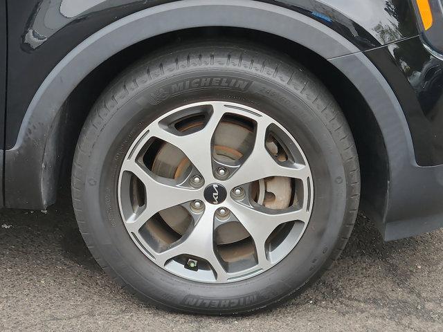 Photo of 2022 Ebony Black Kia Telluride