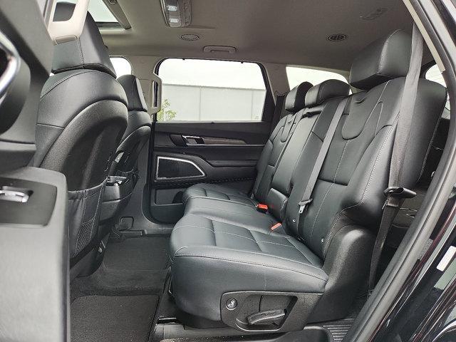 Photo of 2022 Ebony Black Kia Telluride