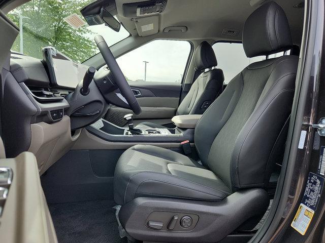 Photo of 2026 Metal Kia Carnival
