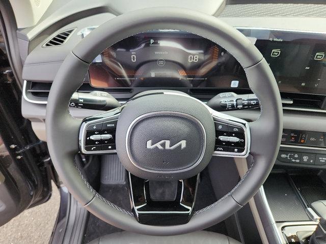 Photo of 2026 Metal Kia Carnival