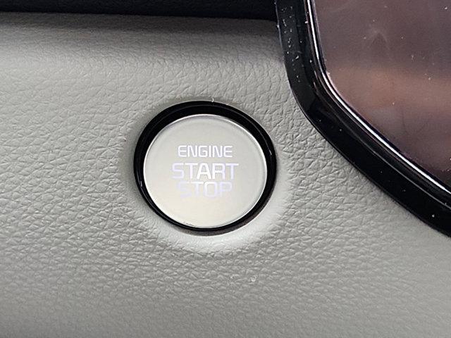 Photo of 2026 Ivory Silver Kia Carnival