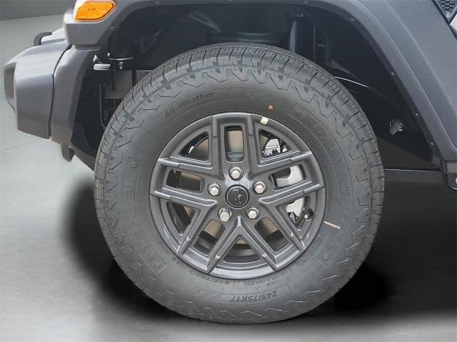 Photo of 2025 Granite Crystal Clearcoat Metallic Jeep Wrangler