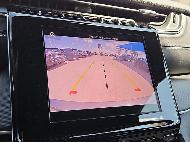 Photo of 2025 Metallic Jeep Grand Cherokee L