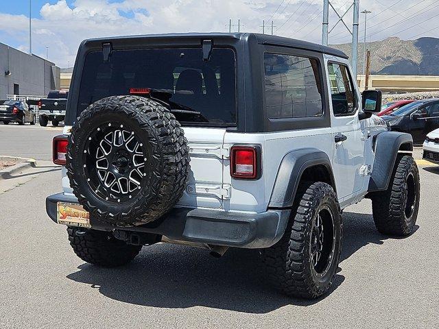Photo of 2020 Bright White Clearcoat Jeep Wrangler