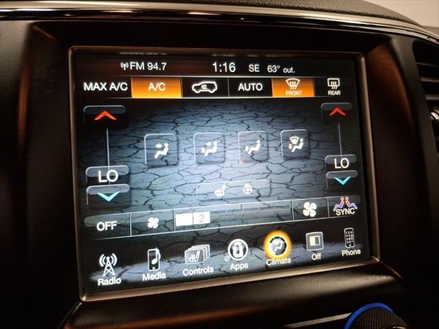 Photo of 2017 Velvet Red Pearlcoat Jeep Grand Cherokee
