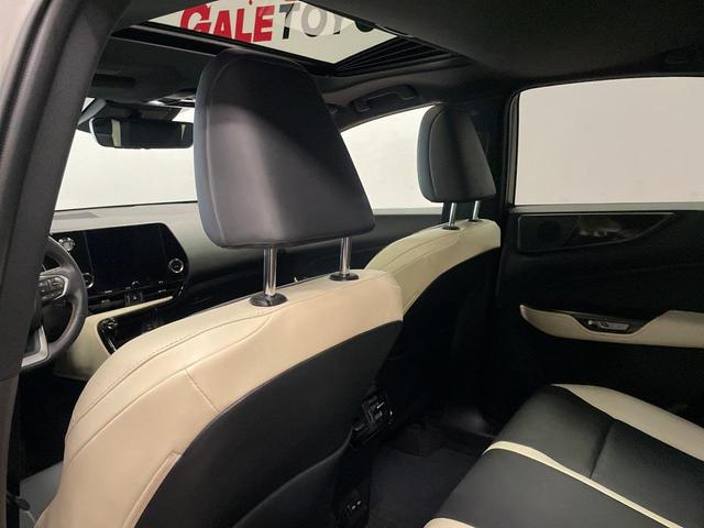 Photo of 2022 Atomic Silver Lexus NX 350