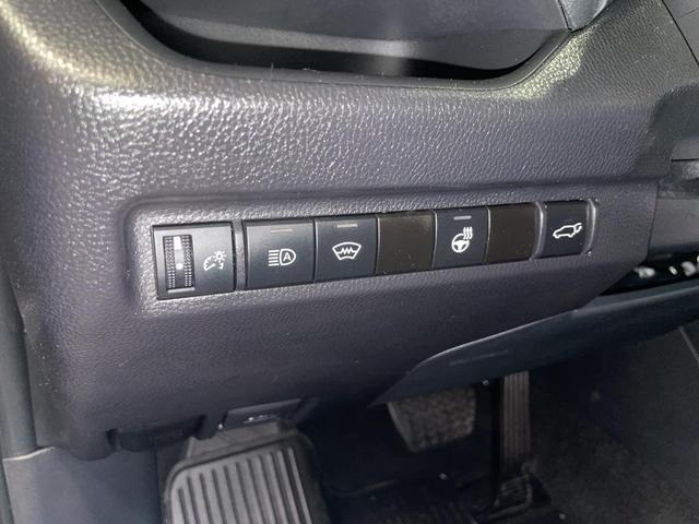 Photo of 2024 Magnetic Gray Metallic Toyota RAV4