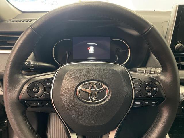 Photo of 2024 Magnetic Gray Metallic Toyota RAV4