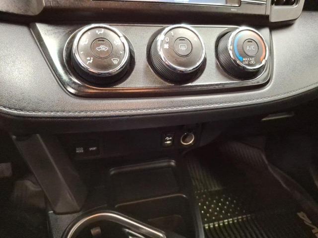 Photo of 2016 Magnetic Gray Metallic Toyota RAV4