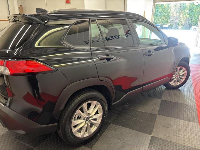 Photo of 2024 Jet Black Toyota Corolla Cross