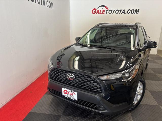 Photo of 2024 Jet Black Toyota Corolla Cross