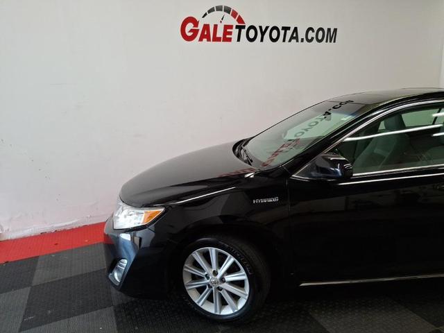Photo of 2012 Attitude Black Metallic Toyota Camry Hybrid